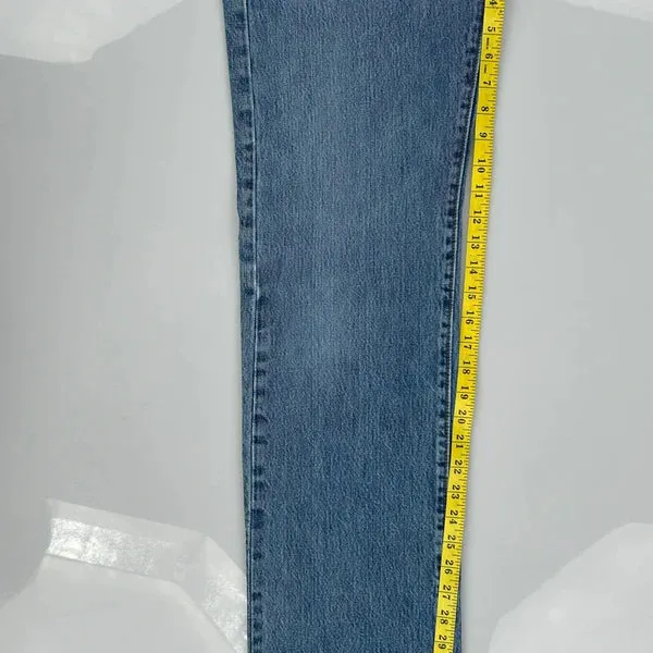 501 Levis Jeans - 32W 33L Blue Cotton