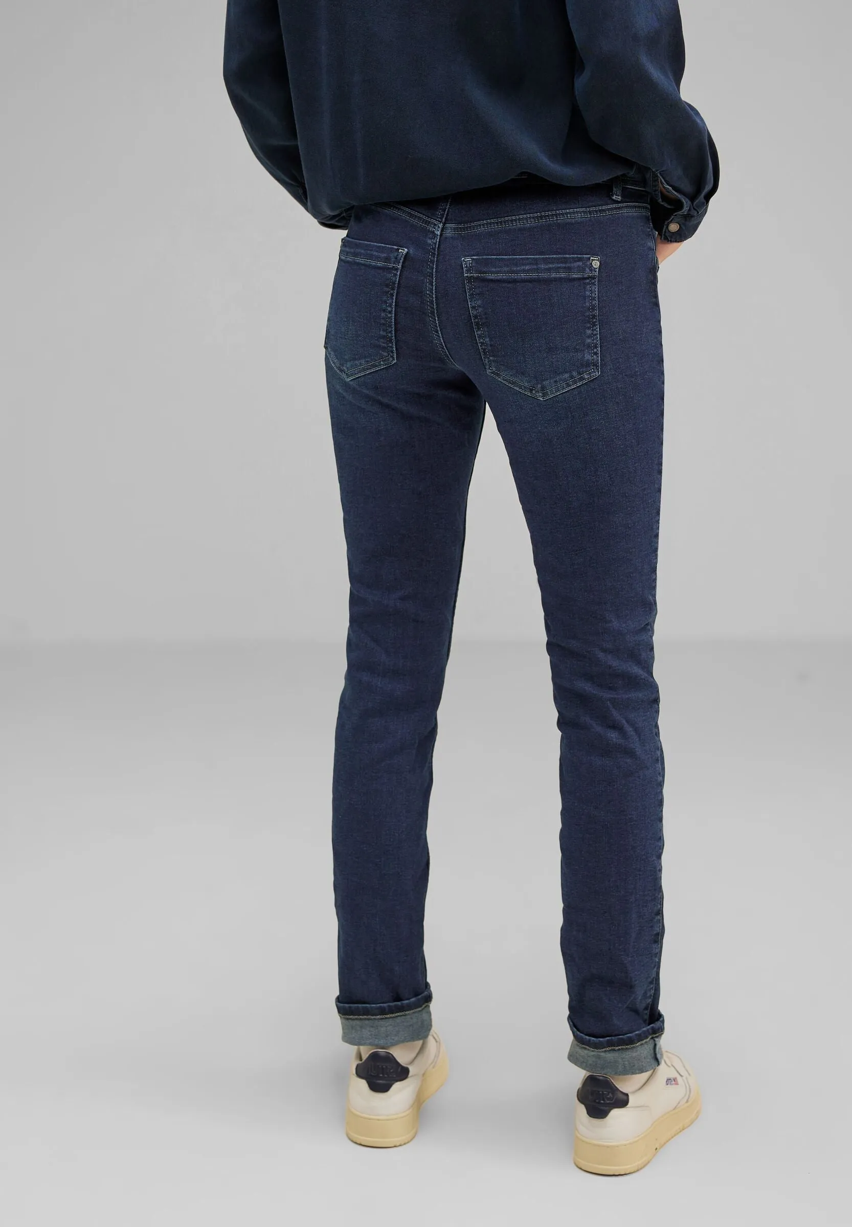 Casual Fit Jeans