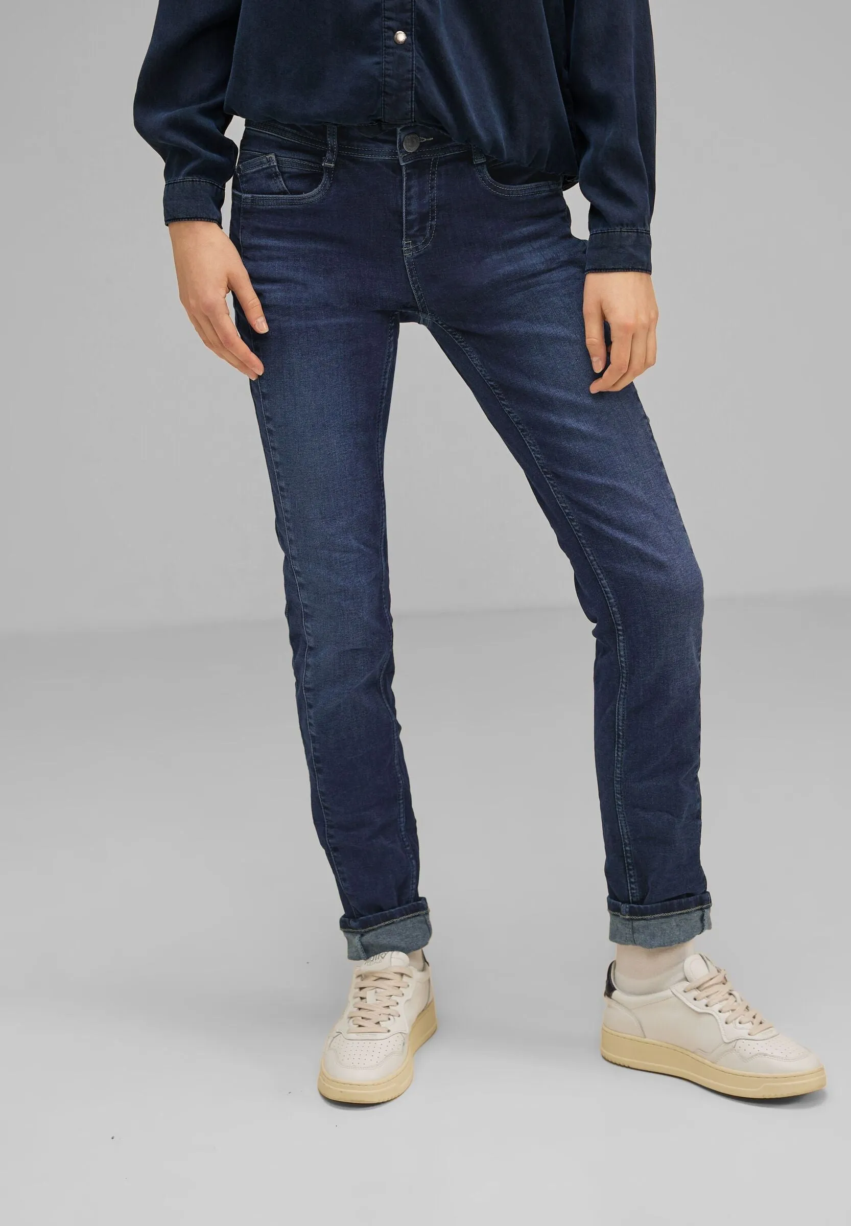 Casual Fit Jeans